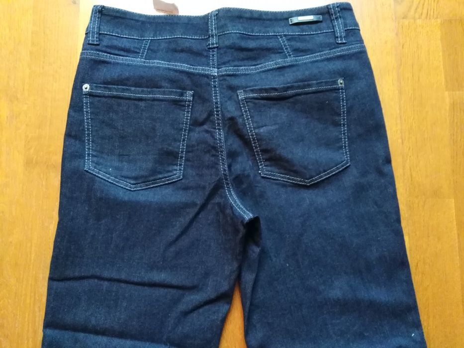 Жіночі джинси ТМ CAMBIO розмір 40 європейський.