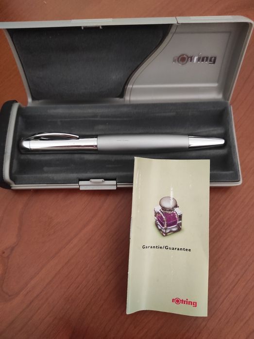 Rotring Initial Prateada - Caneta de Aparo com estojo
