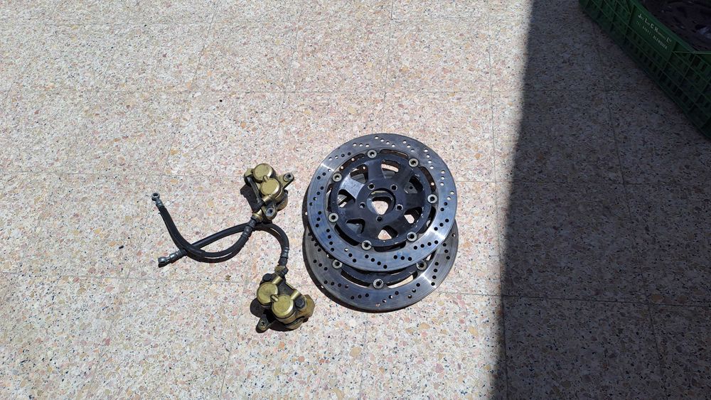 CBRs 600F2, 900Rr e GSXR 750/1100 oleo material diverso