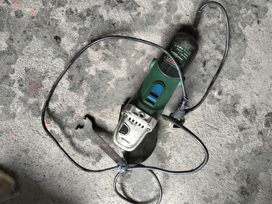 Шлифовальна машина углова МШУ 9-1000