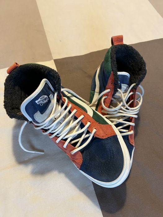 Tenis VANS com pelo - bota