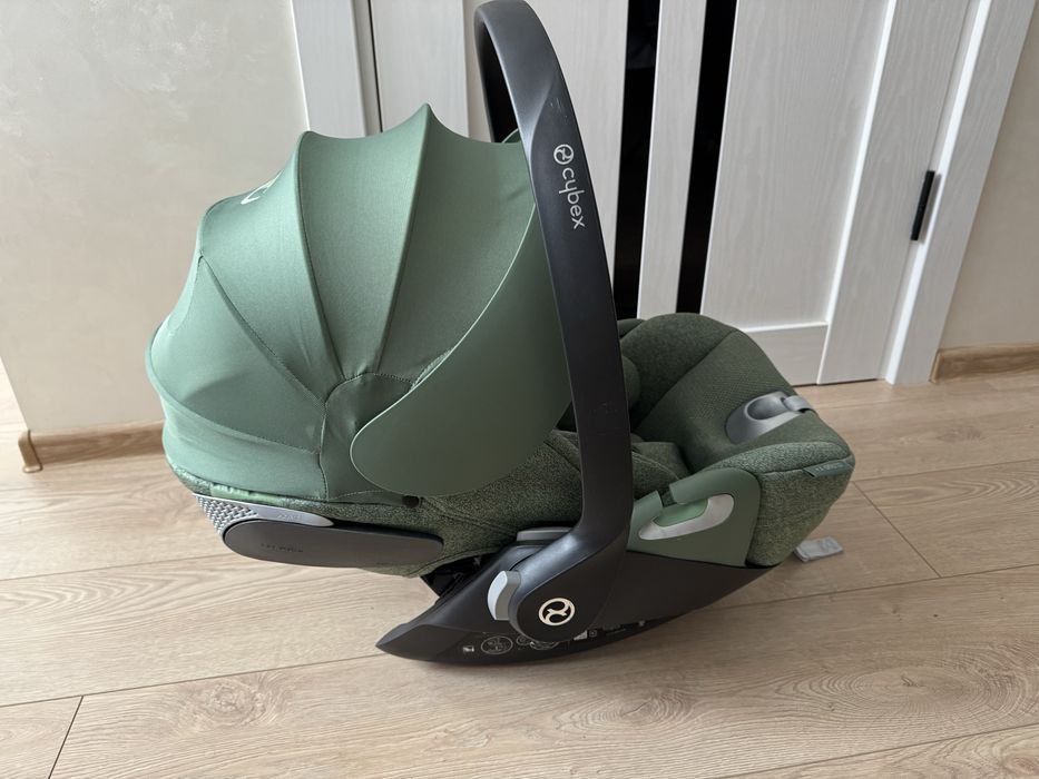 Автокрісло Cybex Cloud T i-Size plus Leaf Green