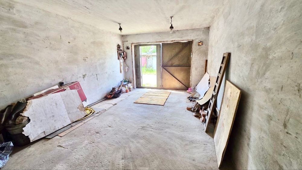 D1M Продам капітальний гараж,  вул. Чугуївська. Терміново!