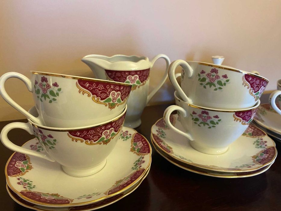 Porcelanowy serwis do kawy Ćmielów
