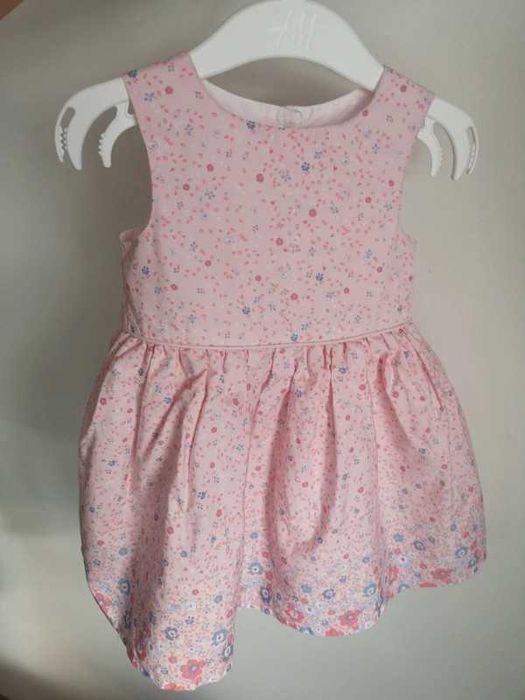 Early Days różowa sukienka w kwiaty 9-12m. 80 cm