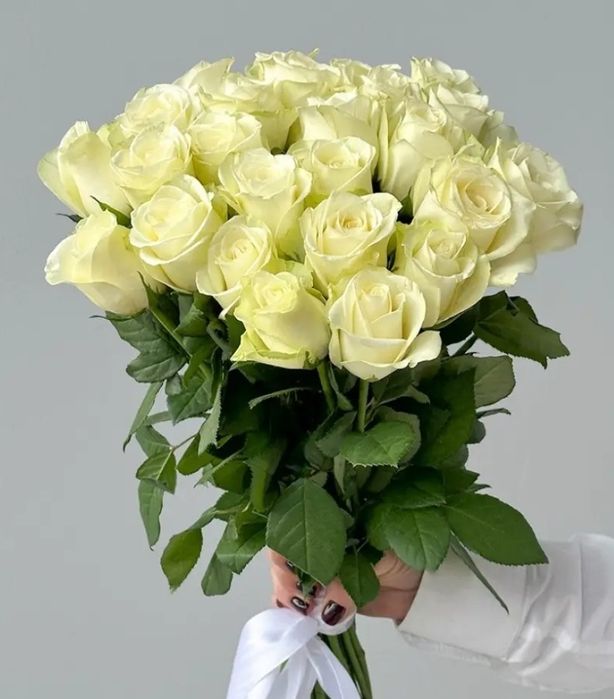 Квіти  Тюльпани Троянди опт роздріб