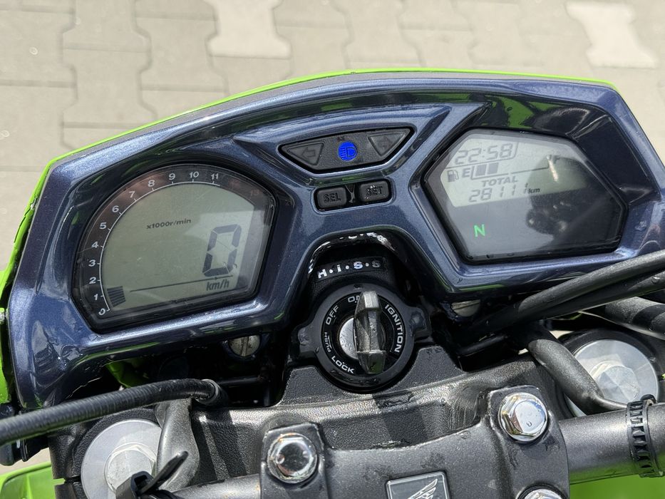 Продам Honda CB650F