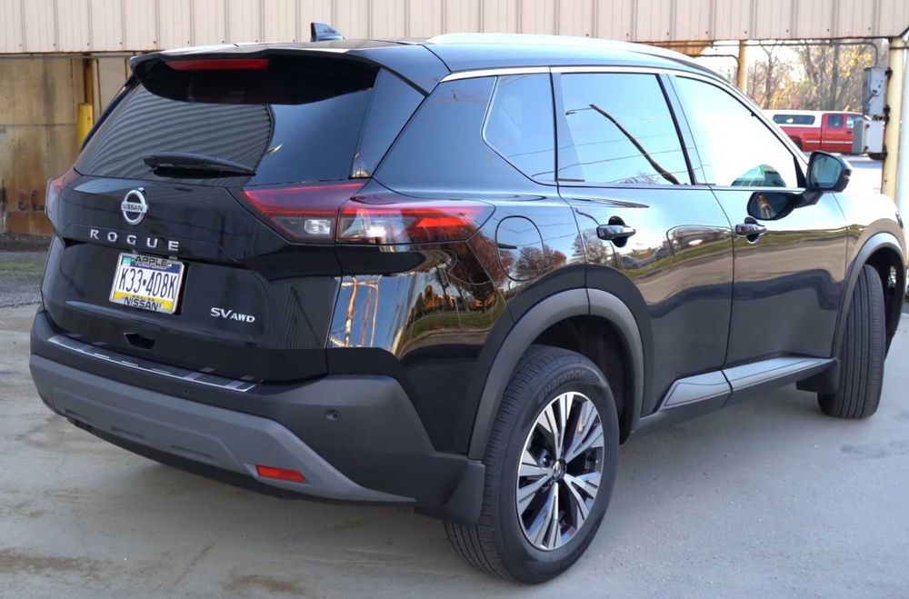 Nissan Rogue T33 X-Trail T33 2021-2024 Бампер задний оригинал