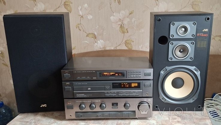 Музичний центр JVC з колонками