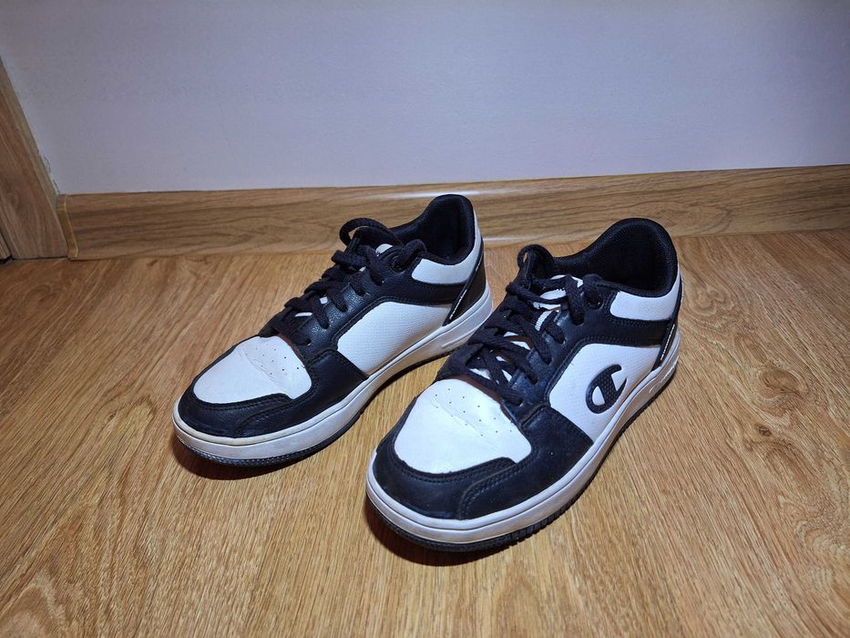 Buty firmy Champion