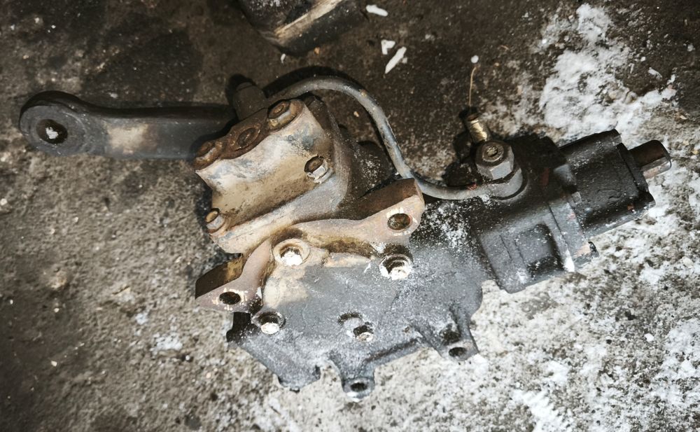 Механізм кермовий  рульовий гідропідсилювач ГУР МАЗ-4370 5551 5516