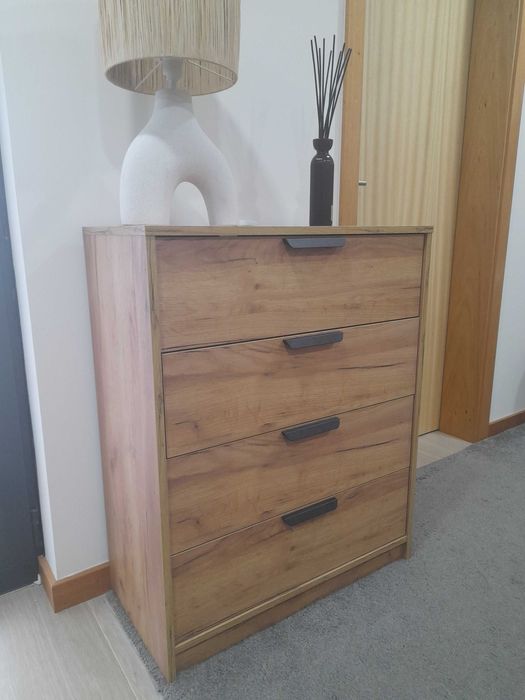 Cómoda,Móvel, arrumação vomo nova