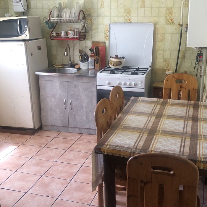 Здам будинок подобово