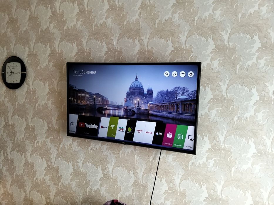 Телевізор LG 43UK6200PLA (43UK6200PLA.DDRWLDU) — 43", 4K UHD, Smart TV на webOS