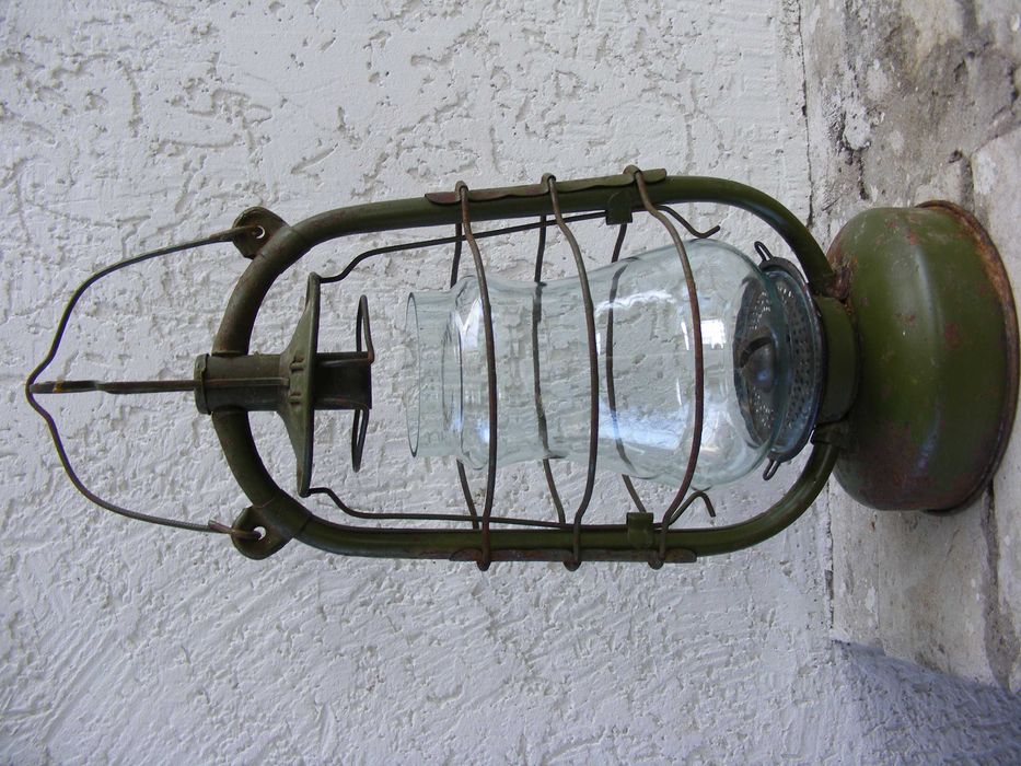 Керосиновая лампа