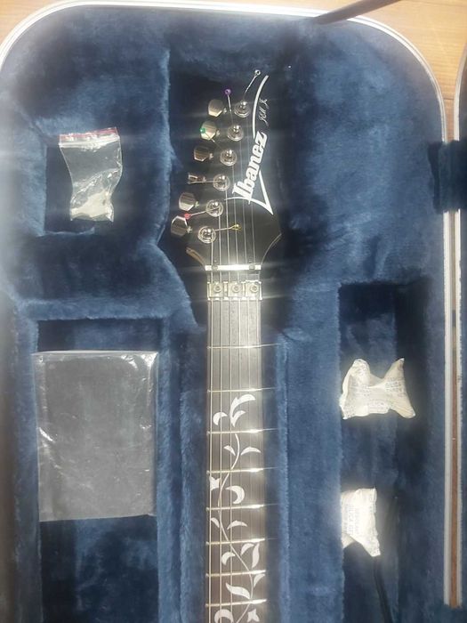 Guitarra Ibanez Jem 555 BK