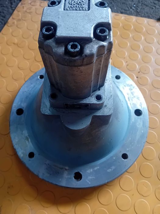 Bombas hidráulicas usadas.