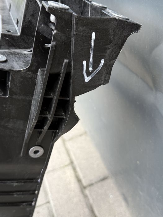 Pas przedni wzmocnienie zderzaka przód Skoda Octavia IV 20r.- oryginał