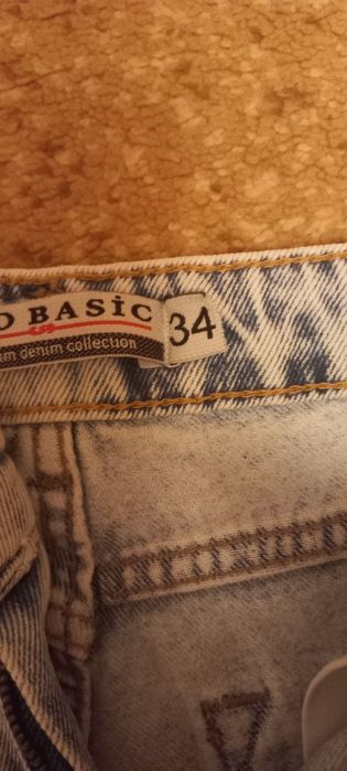 Продам    джинси