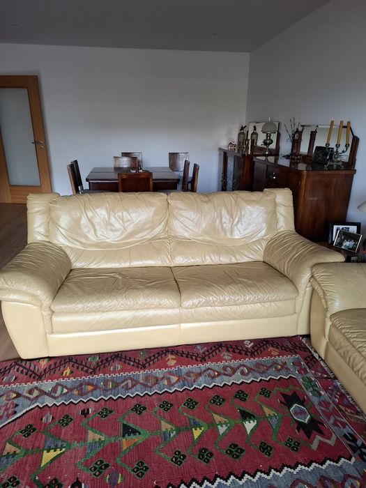Vendo sofas em pele64751025146113121