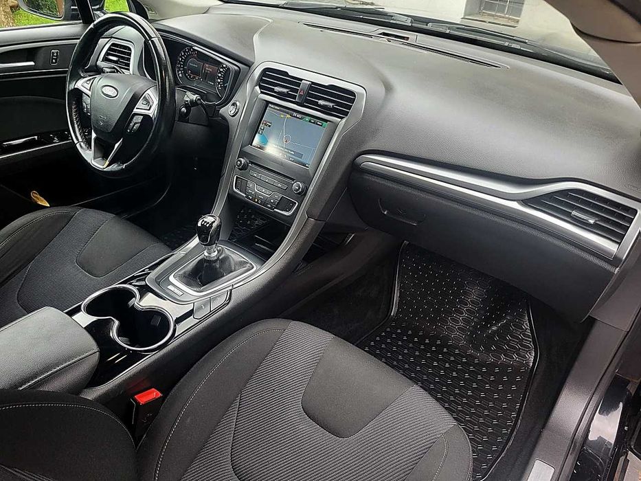 Ford Mondeo MK5 2,0 TDCI z 2015 r. Manual Bogata Wersja Chatchback 171 tyś km !!