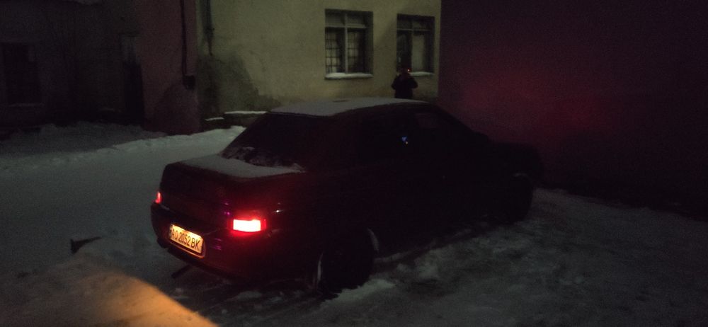 Продам автомобіль ваз 21104