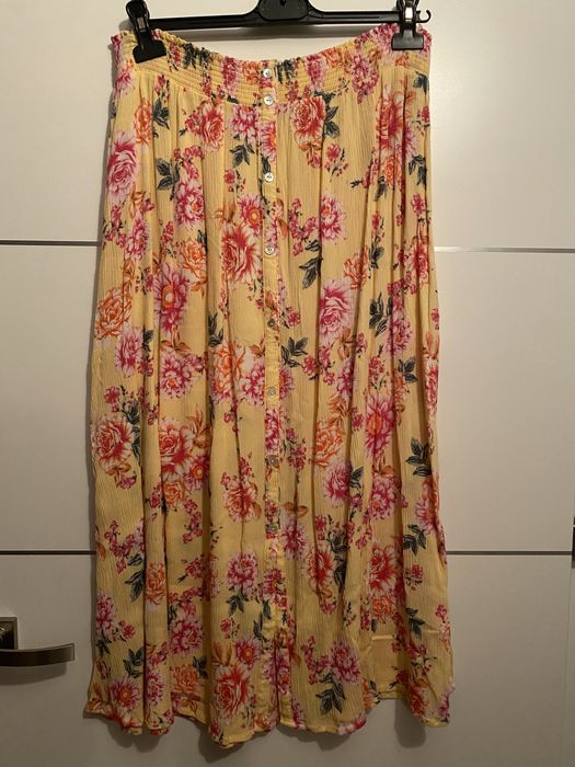 Długa spódnica letnia