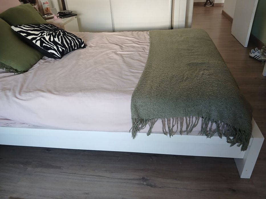 Cama de casal Ikea 1,40x2,00