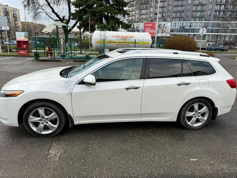 Продам гарний та надійний автомобіль