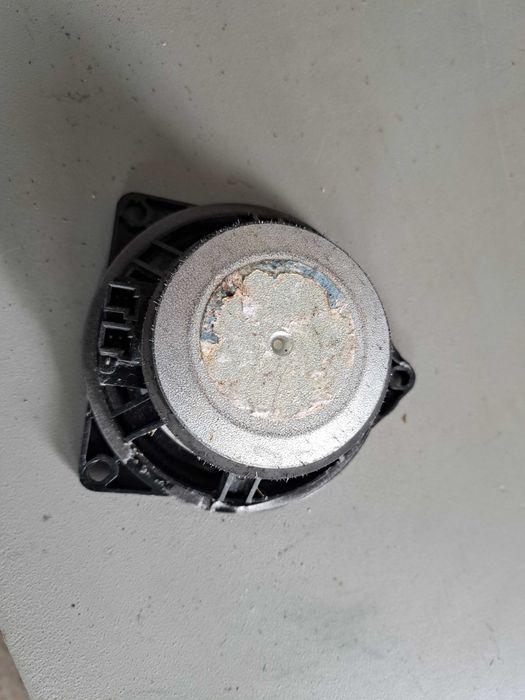 czesci drzwi głośnik  kadjar