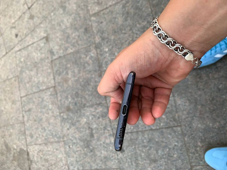 Samsung s10lite 8/128