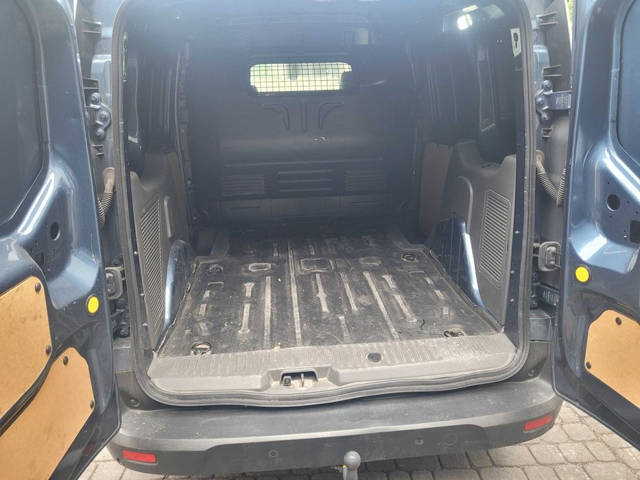 Ford transit connect 1.5 tdci faktura 23 vat