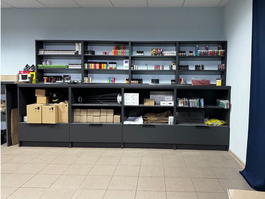 Меблі для магазину