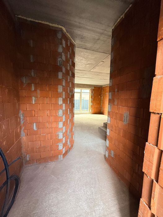 Продам Дуплекс поруч з Парком Дубки. Розвинена Локація. Без Комісії !