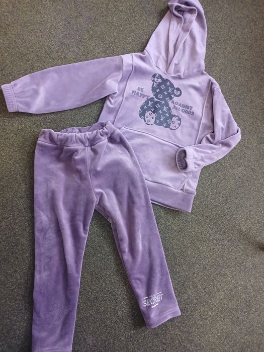 Костюм велюр для дівчинки