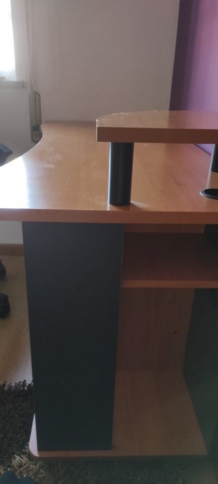 Vendo secretária e cadeira de escritório