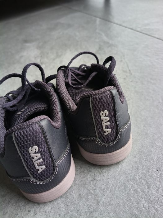 Buty Adidas  Dziecięce Sportowe Halowe  Piłkarskie Super Sala .29R