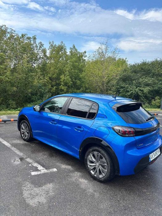 Оренда електромобіля