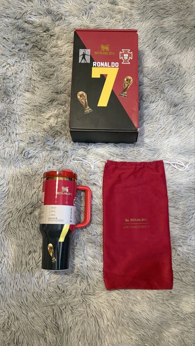 Garrafa Stanley CR7 2026