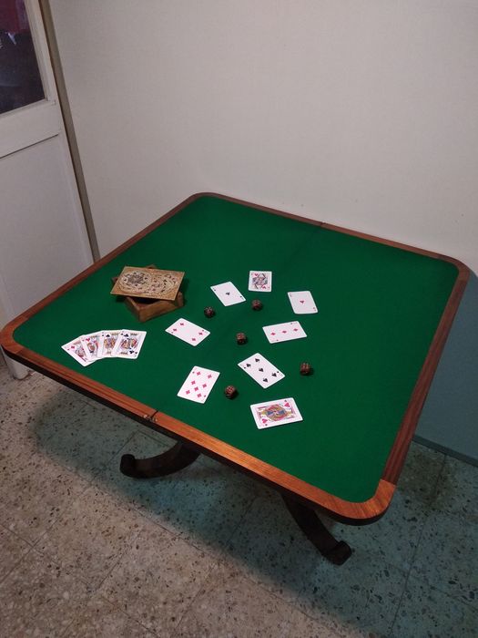 Mesa de jogo antiga - anos 50/60