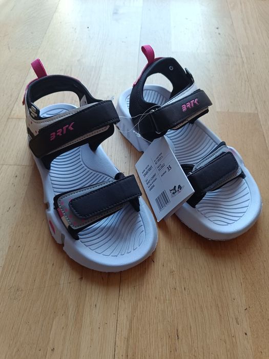 Sandały dziewczęce firmy Bartek rozmiar 35