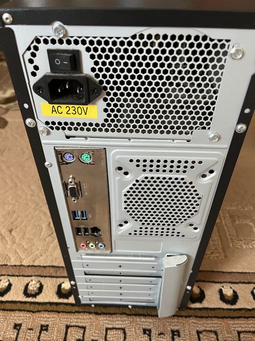 Системний блок Gamemax