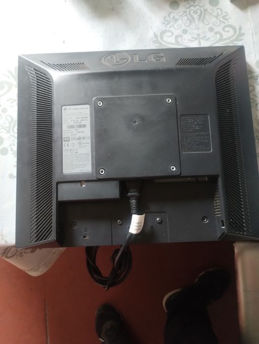 Манитор LG рабочий