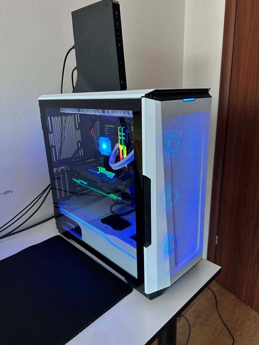 Komputer stacjonarny Ryzen 5900x RTX 3080ti 32GB RAM