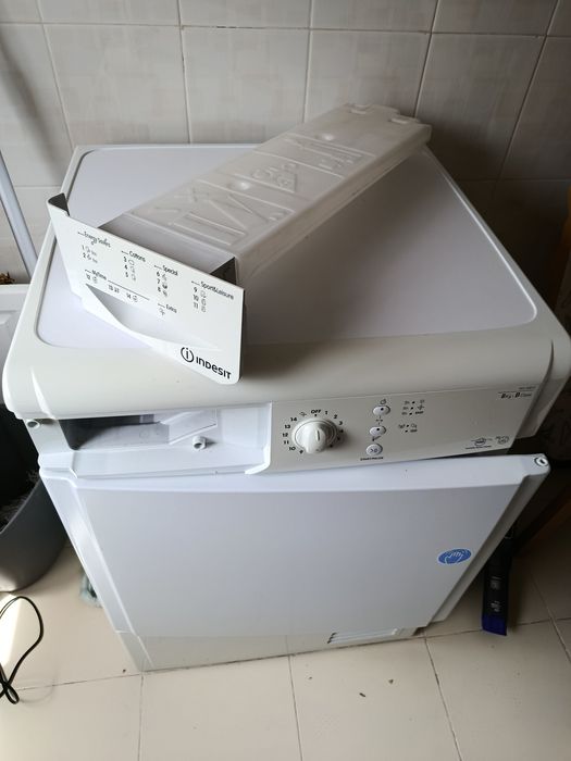 Máquina secar roupa