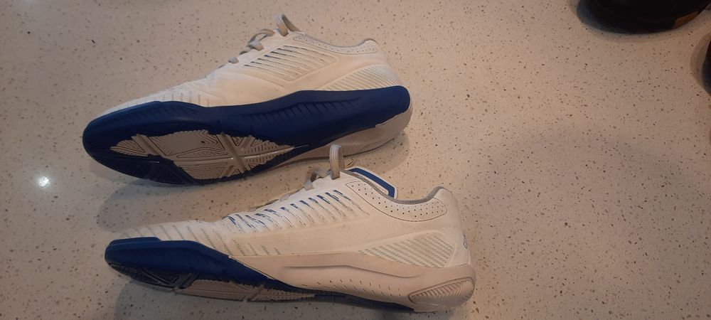 Chuteiras de  futebol salão kipsta Ginka