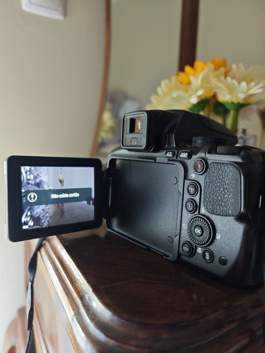 Nikon Coolpix P900 – Muito Bom Estado (Zoom 83x)