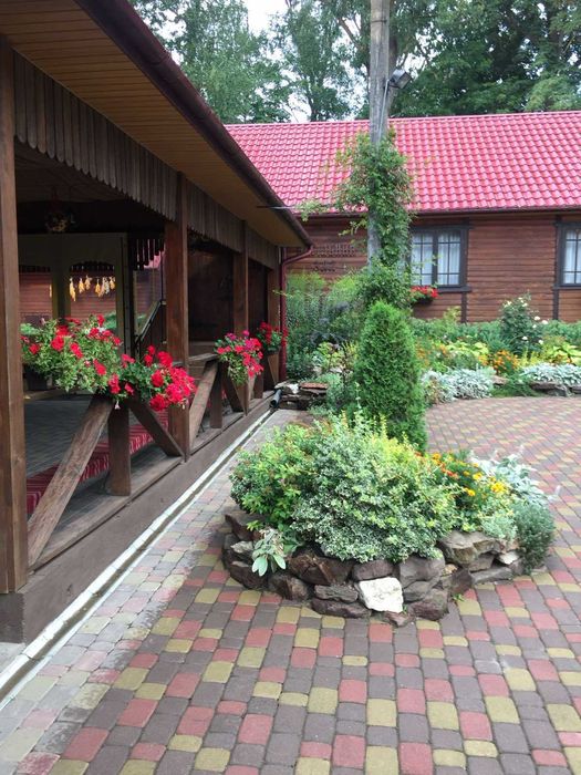 Продаж комерційного приміщення біля озера в м.Тлумач