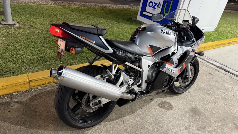 Yamaha R6 - Ano 1999