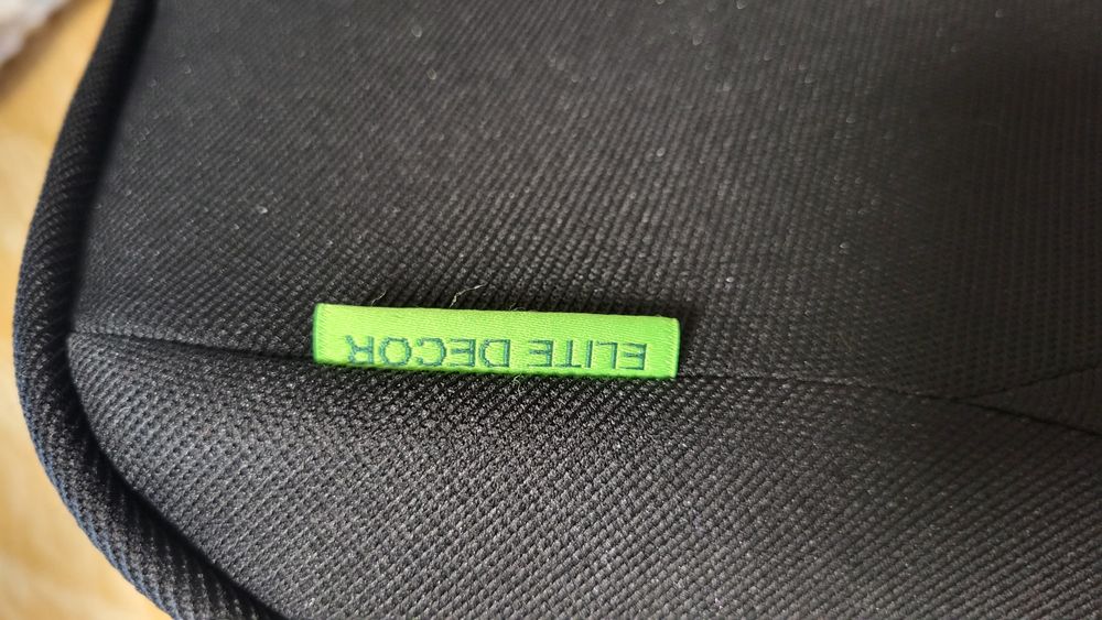 Продам ортопедичну подушку під спину